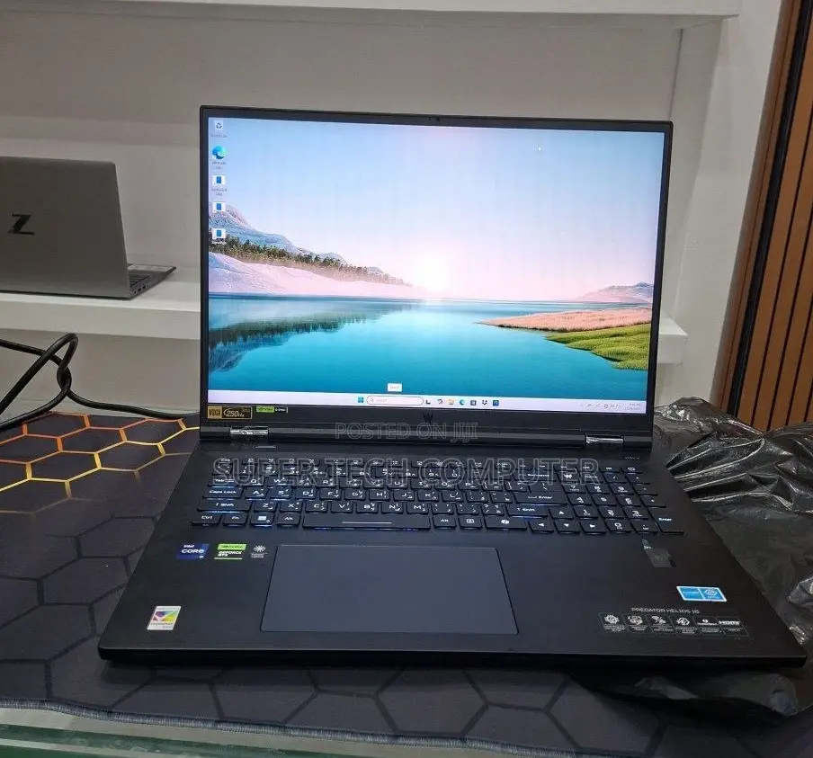 New Laptop Acer Predator Helios 18 PH18-71 32GB Intel Core I9 SSD 1T