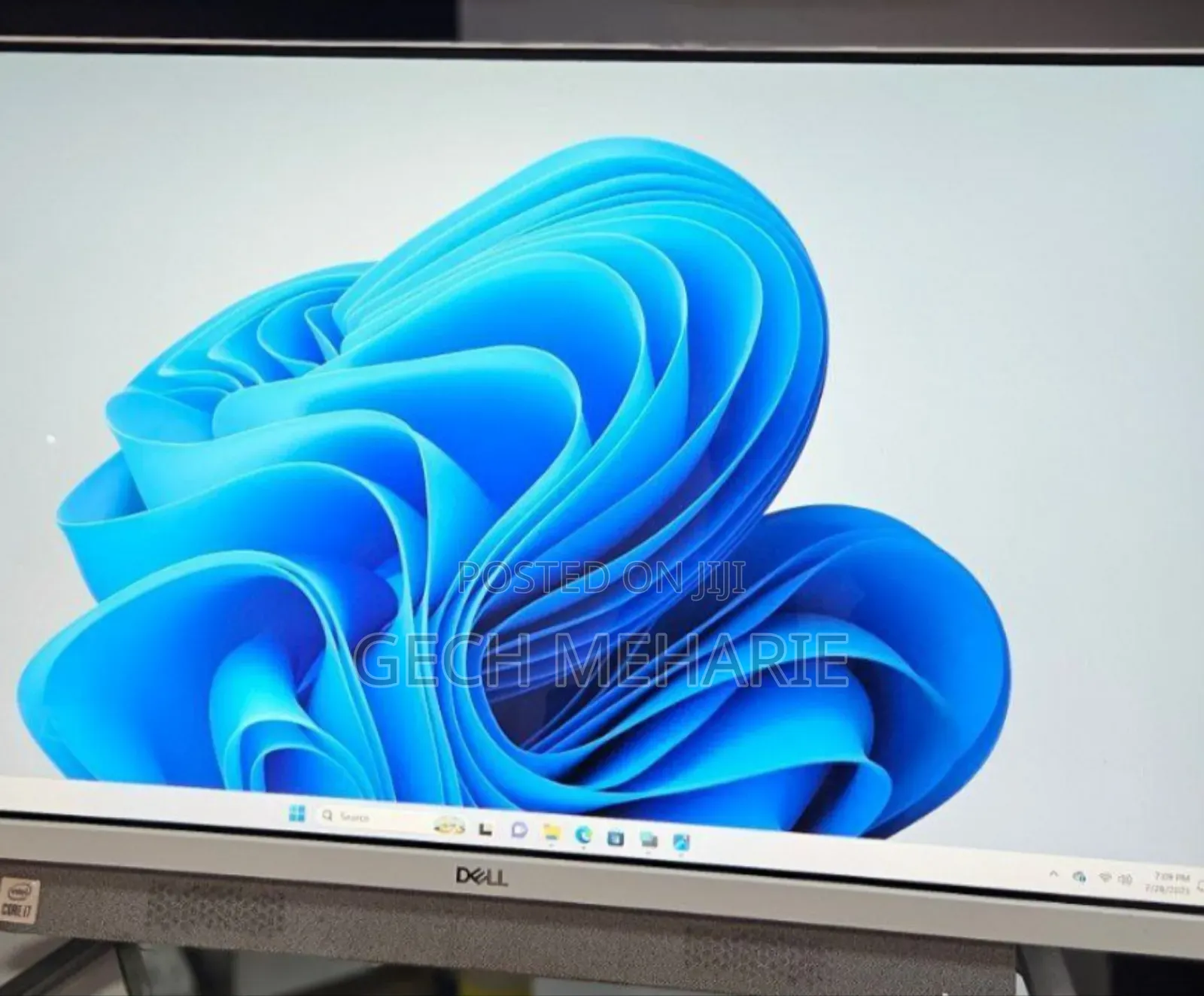 New Dell Inspiron 27 All-in-One 12GB AMD Ryzen 7 SSD 512GB