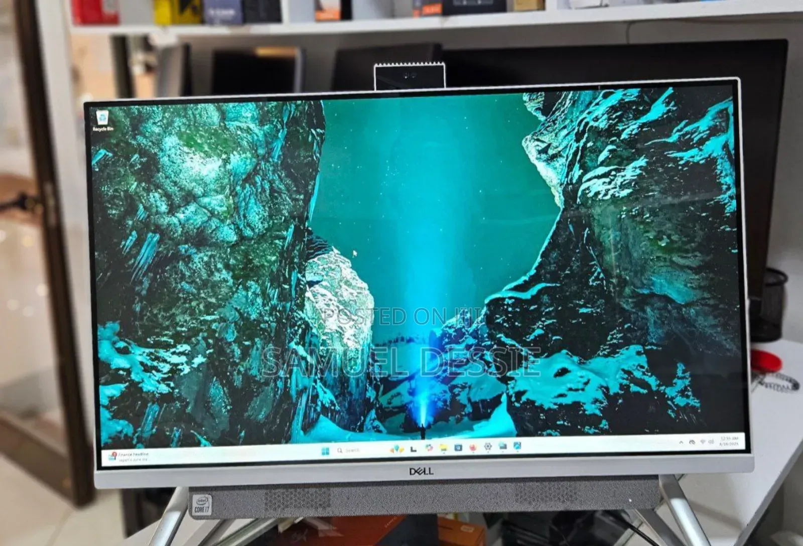 New Dell Inspiron 27 All-in-One 12GB Intel Core I7 SSD 512GB