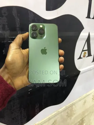 Photo - Apple iPhone 13 Pro 128 GB Green