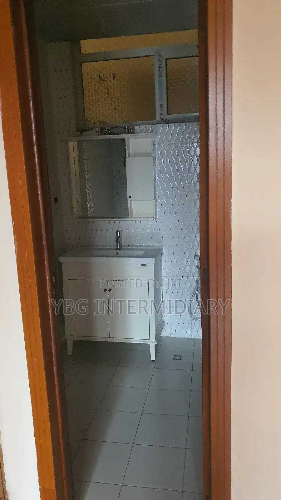 Furnished 2bdrm Apartment in Apartment, Yeka for sale