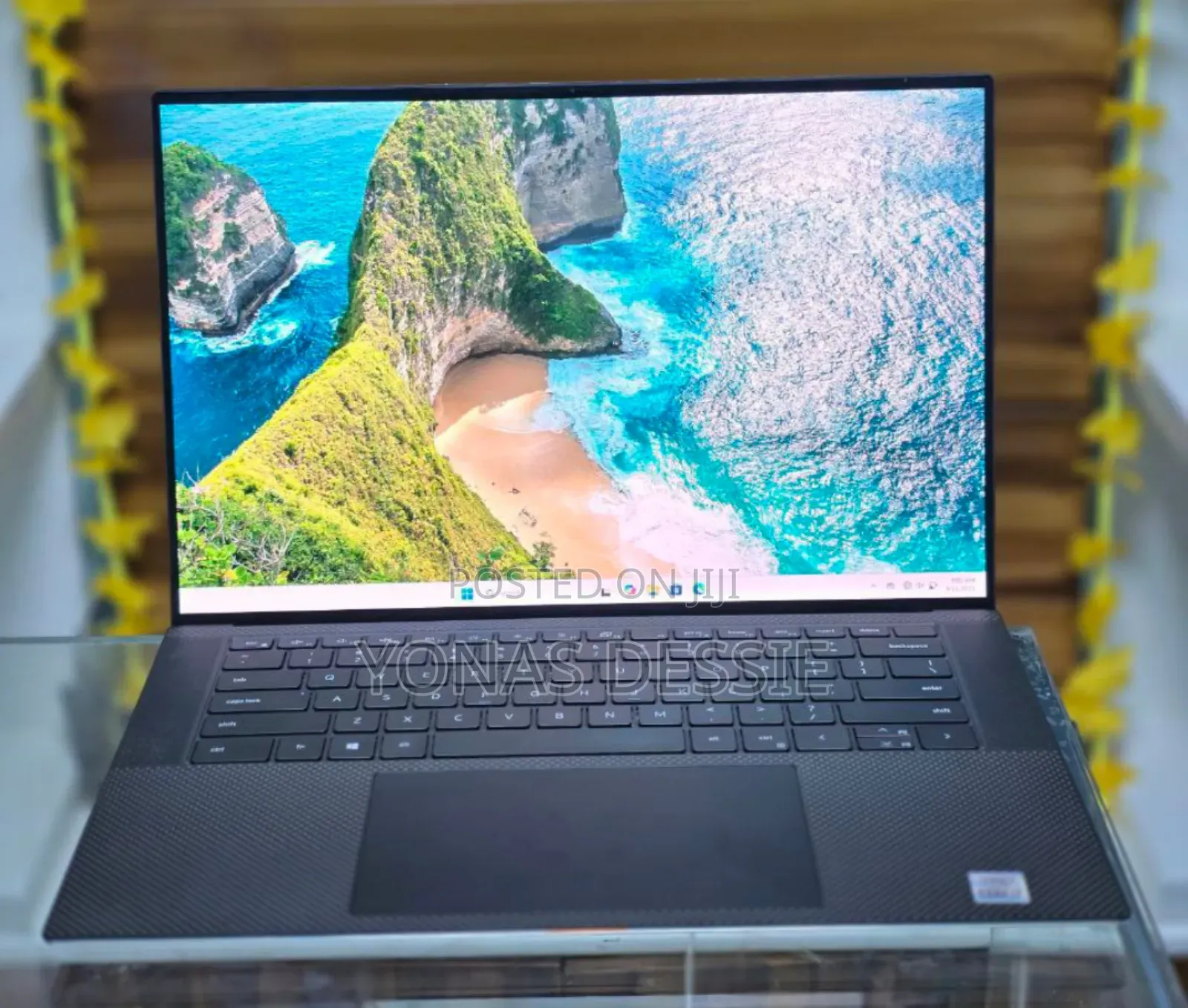 New Laptop Dell XPS 15 16GB Intel Core I7 SSD 512GB