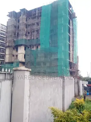 ሱቅ ሽያጭ ሳሪስ ሀና ማርያም ቀለበት በ8ወር ሚርከብት ከ ህንፃው ላይ135 በላይ ሰወች የሚኖሩበት