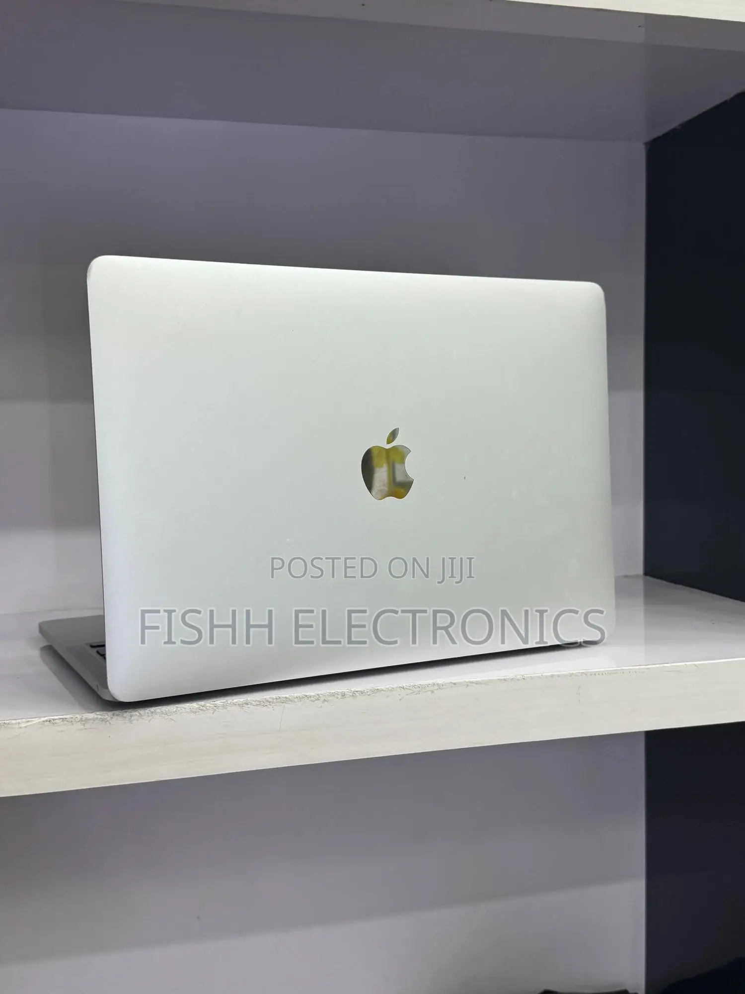 Laptop Apple MacBook Pro 2020 8GB Intel Core I5 SSD 256GB