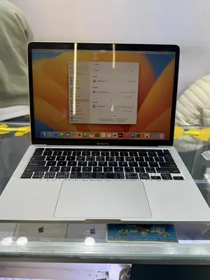 Photo - Laptop Apple MacBook Pro 2020 8GB Intel Core I5 SSD 256GB