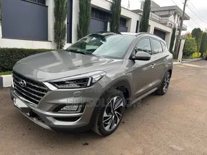 Photo - Hyundai Tucson 2020 Gray