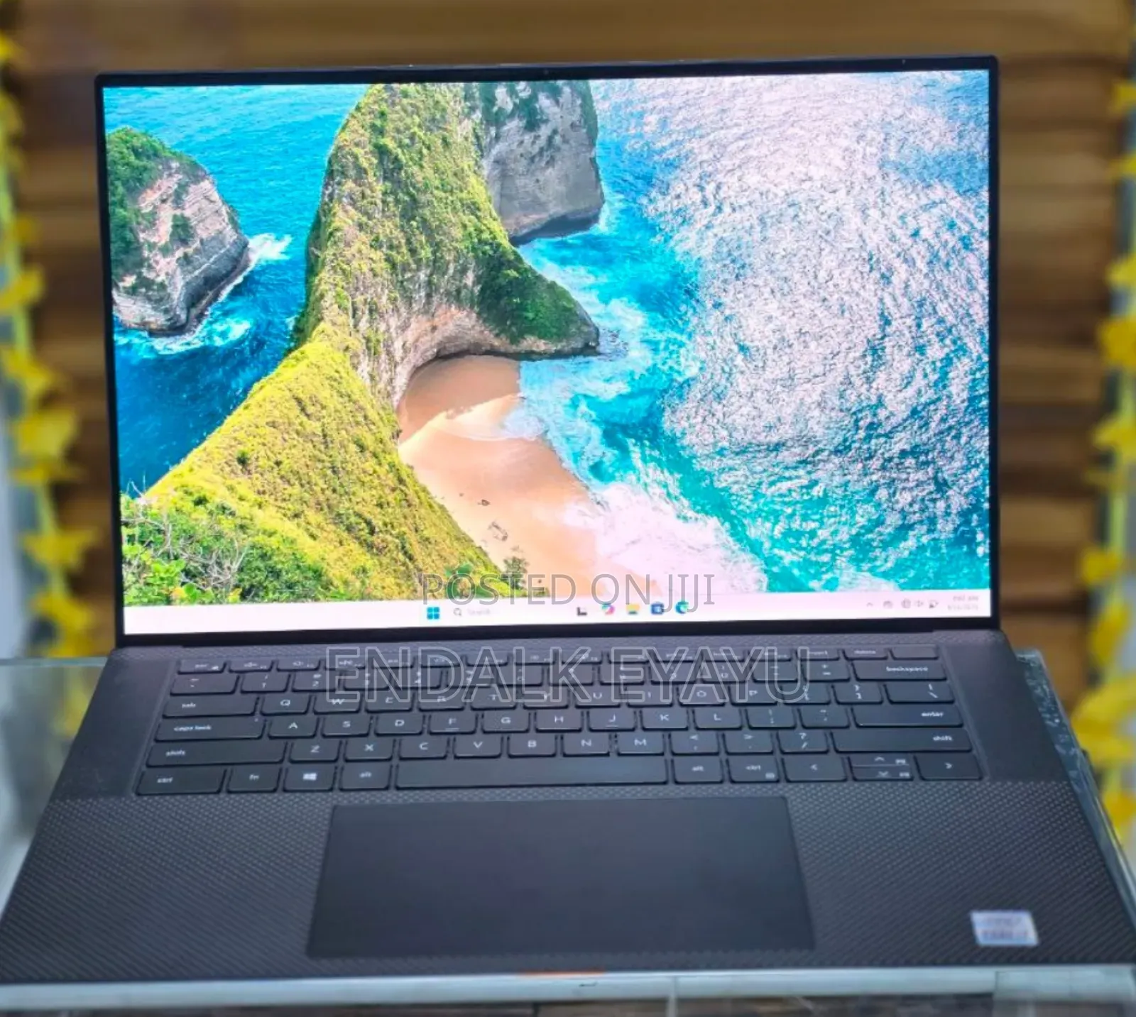 New Laptop Dell XPS 15 16GB Intel Core I7 SSD 512GB