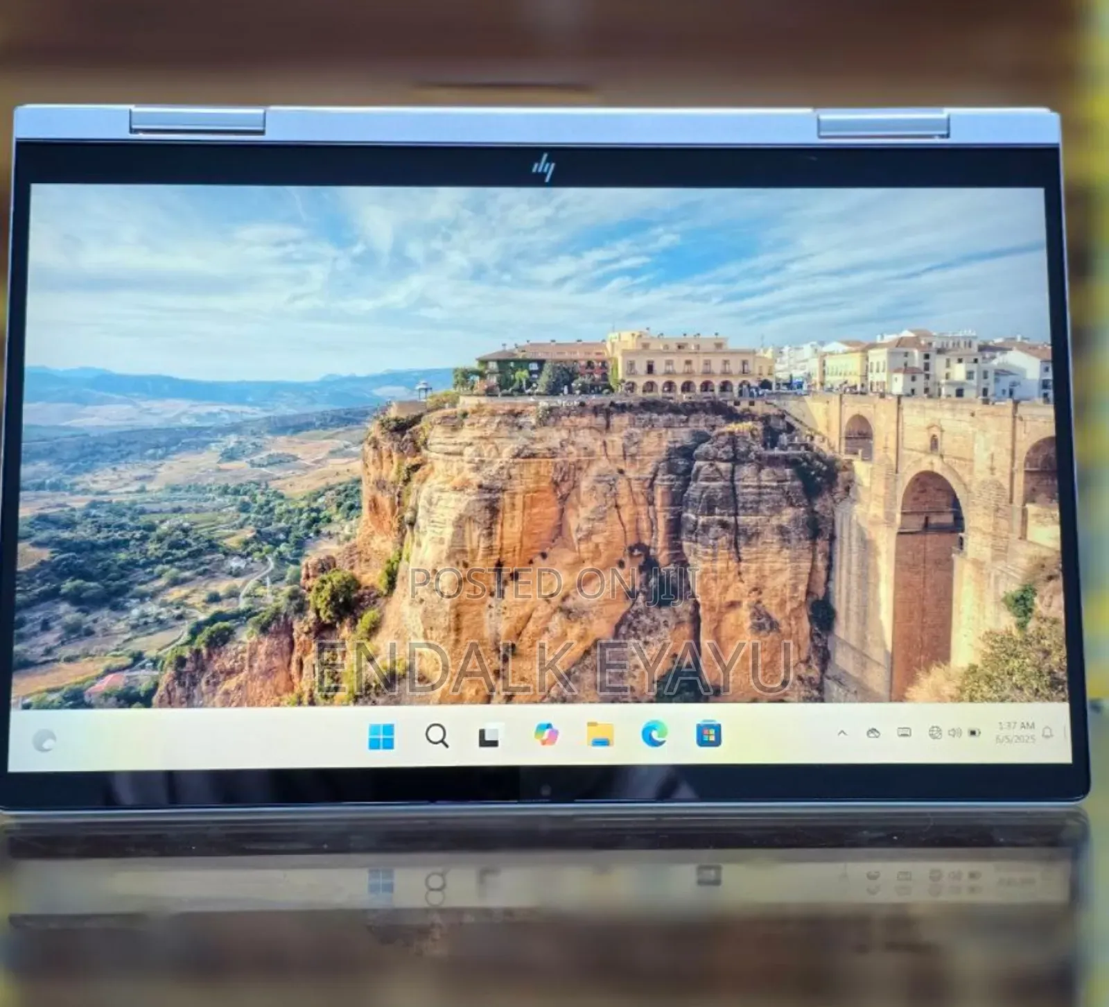 New Laptop HP Envy X360 8GB Intel Core Ultra 5 SSD 1T