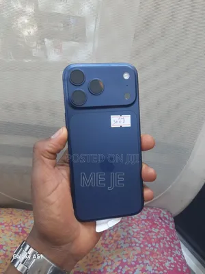 Photo - New Apple iPhone 17 Pro Max 256 GB