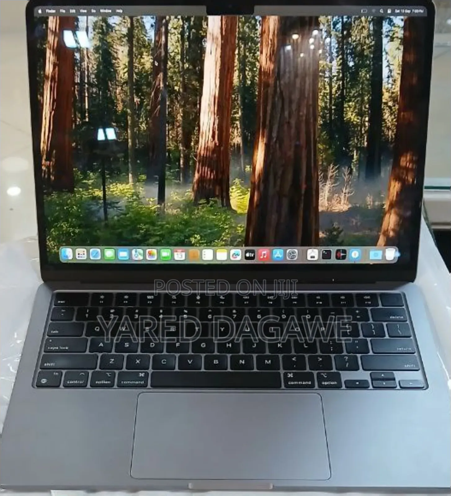 New Laptop Apple MacBook Air 2022 M2 8GB Apple M2 SSD 256GB