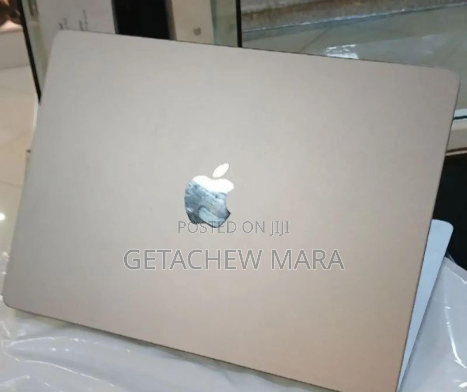 New Laptop Apple MacBook Pro M1 8GB Intel SSD 256GB