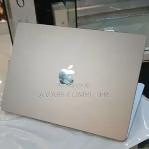 New Laptop Apple MacBook Air 2022 M2 8GB Apple M2 SSD 256GB
