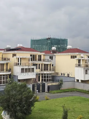 3bdrm Apartment in Ayat, Kirkos for sale