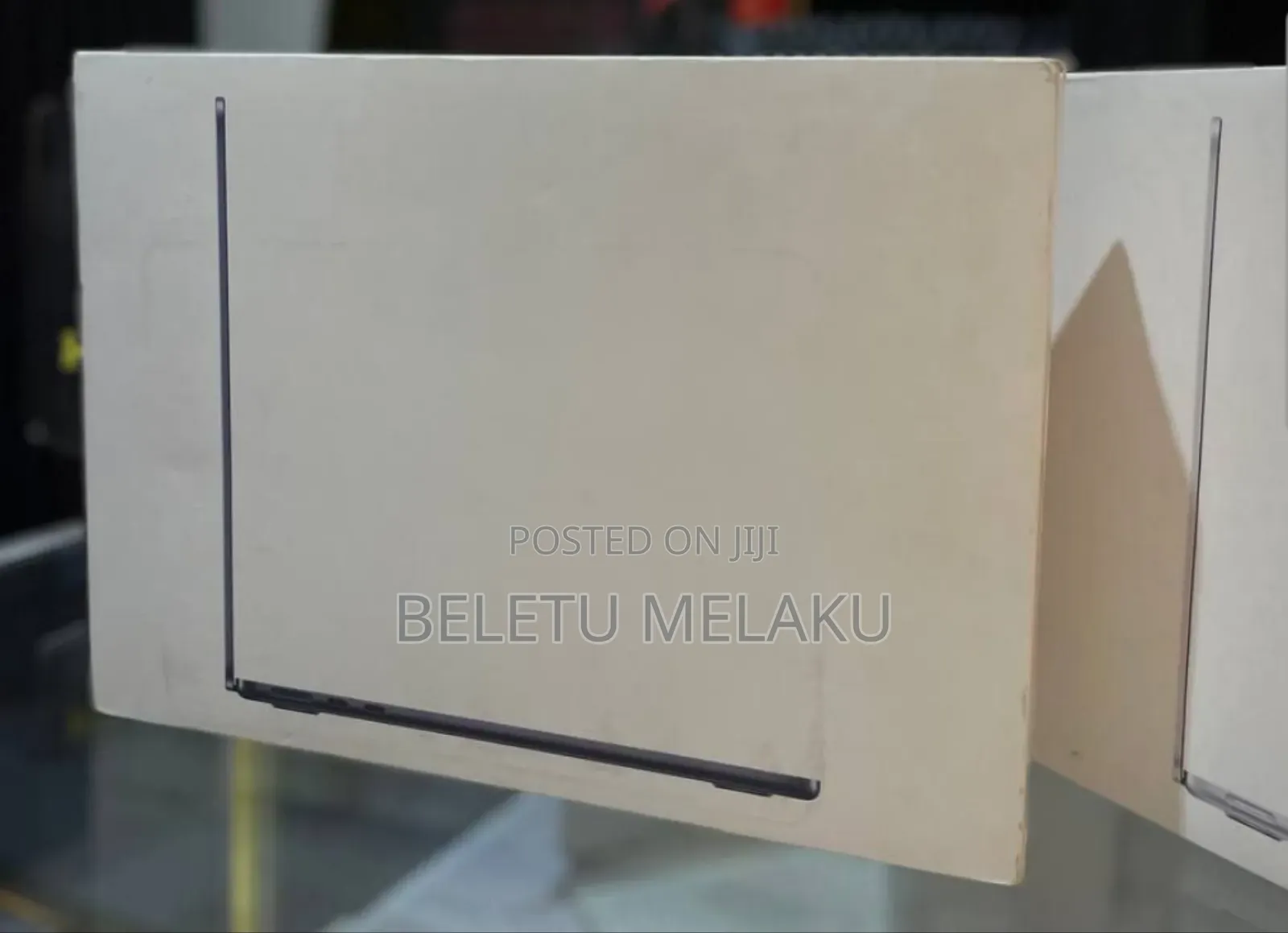 New Laptop Apple MacBook Air 2025 M4 13-Inch 16GB Apple M4 SSD 256GB