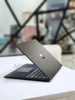 New Laptop Microsoft Surface 16GB Intel Core I7 SSD 512GB