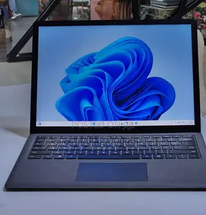 New Laptop Microsoft Surface 16GB Intel Core I7 SSD 512GB