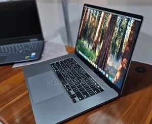New Laptop Apple MacBook Pro 2019 16GB Intel Core I9 SSD 1T