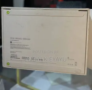 New Laptop Apple MacBook Air 2025 M4 13-Inch 16GB Apple M4 SSD 256GB