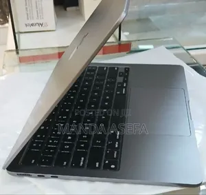 New Laptop Apple MacBook Air 8GB Apple M2 SSD 256GB