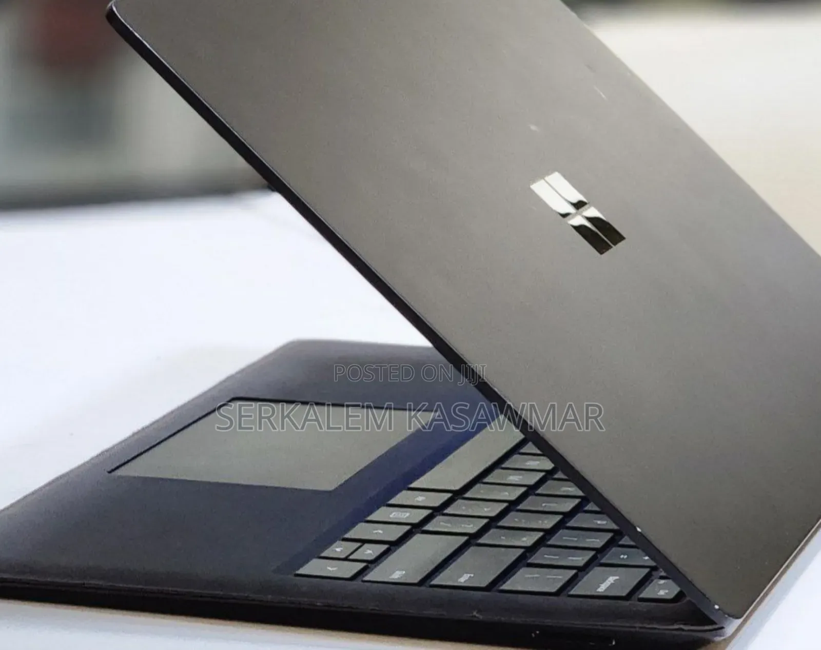 New Laptop Microsoft Surface 16GB Intel Core I7 SSD 512GB