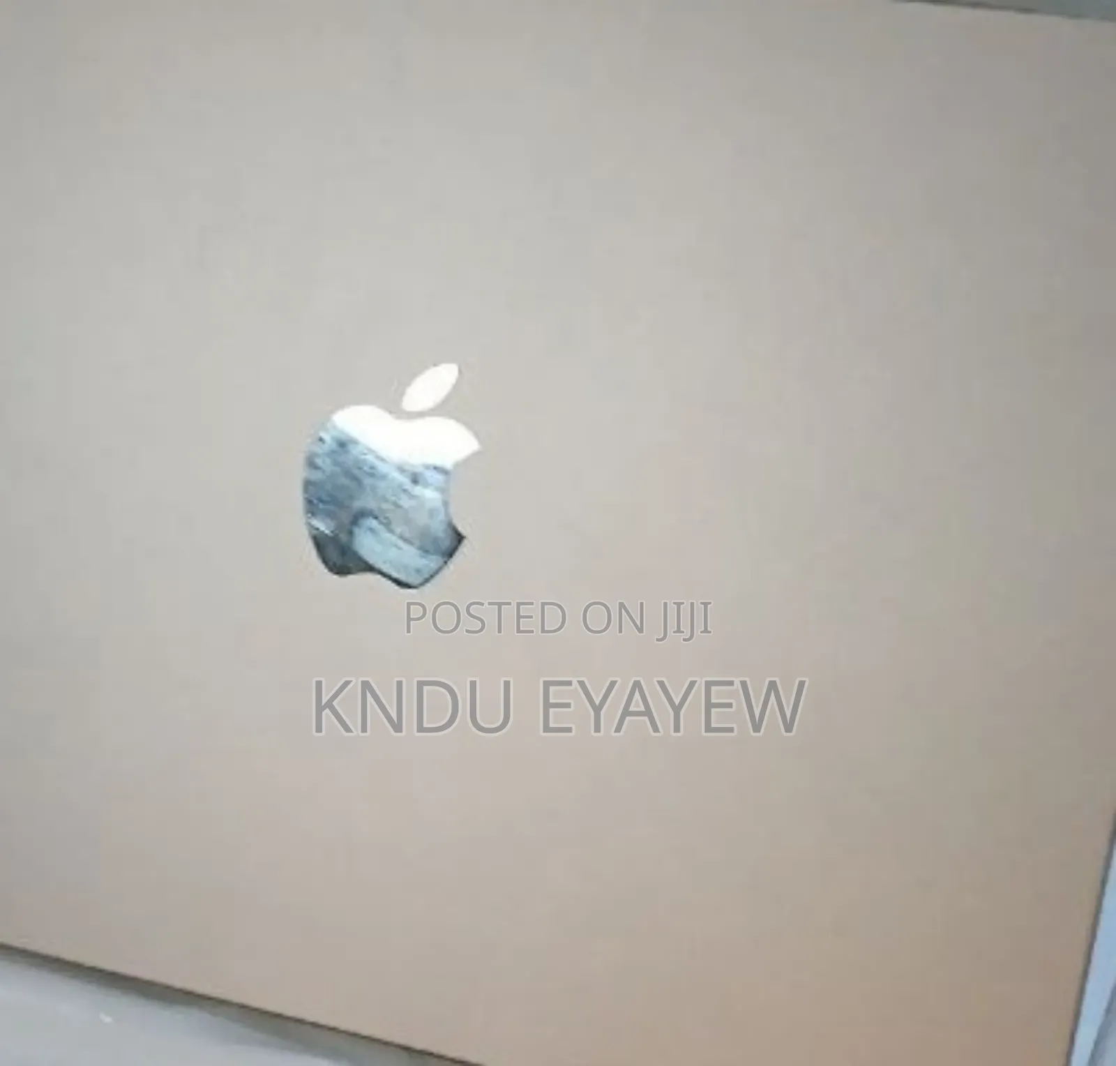 New Laptop Apple MacBook 8GB Apple M2 SSD 256GB