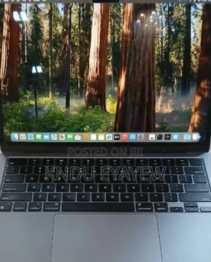 New Laptop Apple MacBook 8GB Apple M2 SSD 256GB