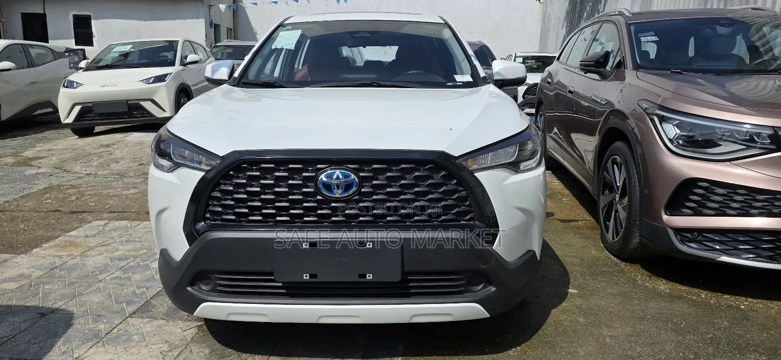 New Toyota Corolla Cross Hybrid 2023 White