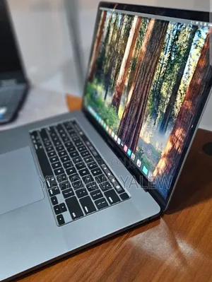 New Laptop Apple MacBook Pro 2019 16GB Intel Core I9 SSD 1T