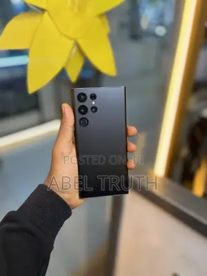 Photo - New Samsung Galaxy S22 Ultra 256 GB Black