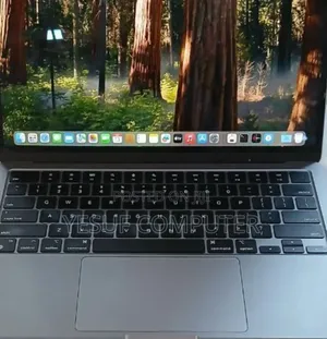 New Laptop Apple MacBook Air 2022 M2 8GB Apple M2 Ultra SSD 256GB