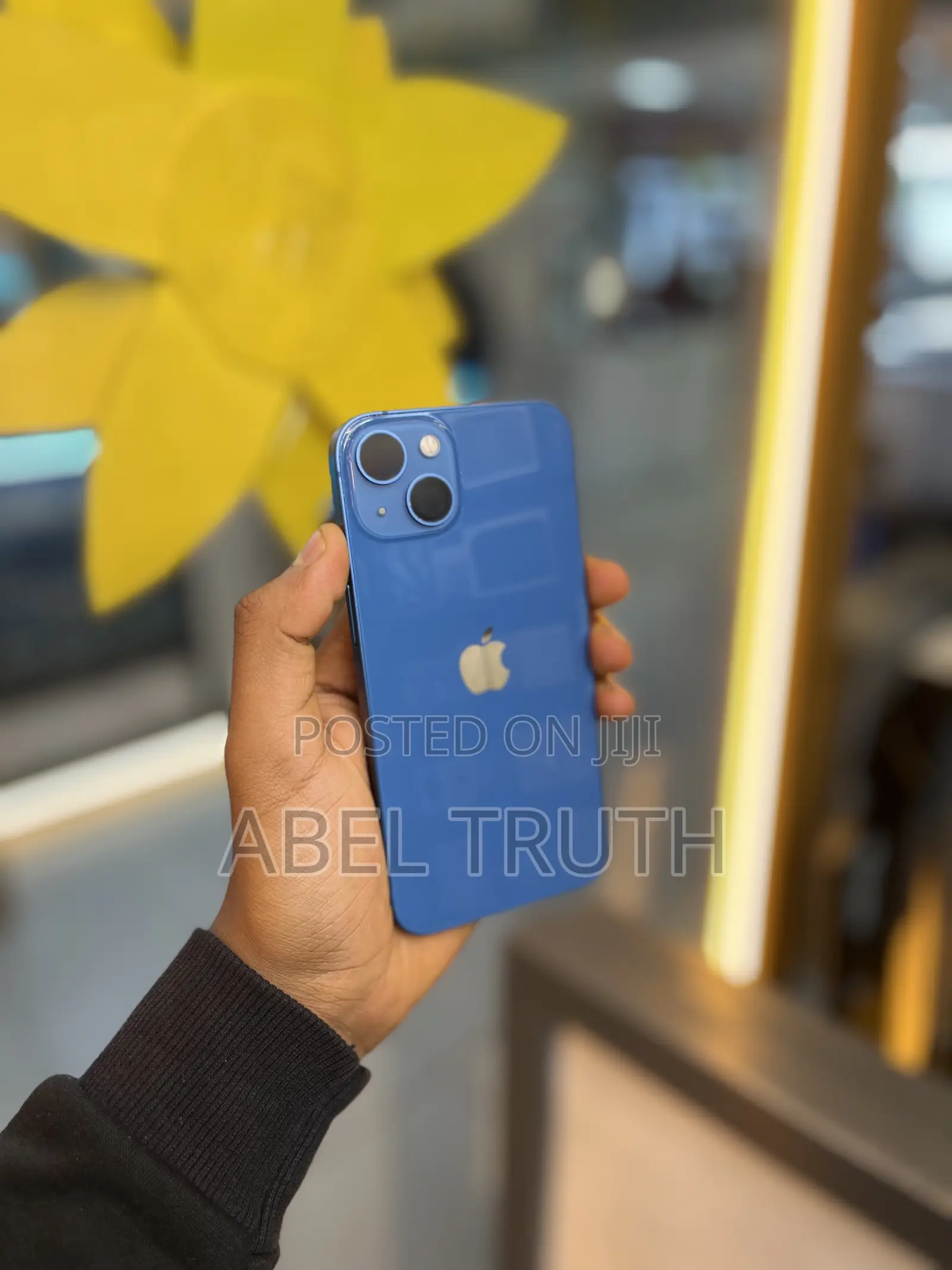 New Apple iPhone 13 128 GB Blue
