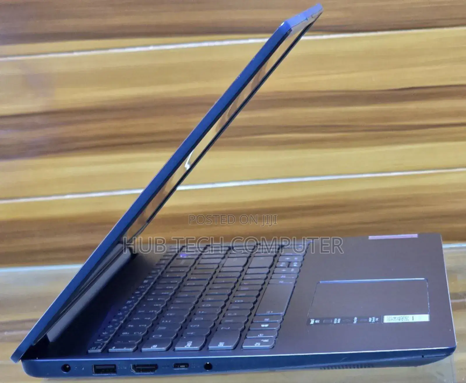 New Laptop Lenovo IdeaPad U300e 8GB Intel Core I5 SSD 512GB