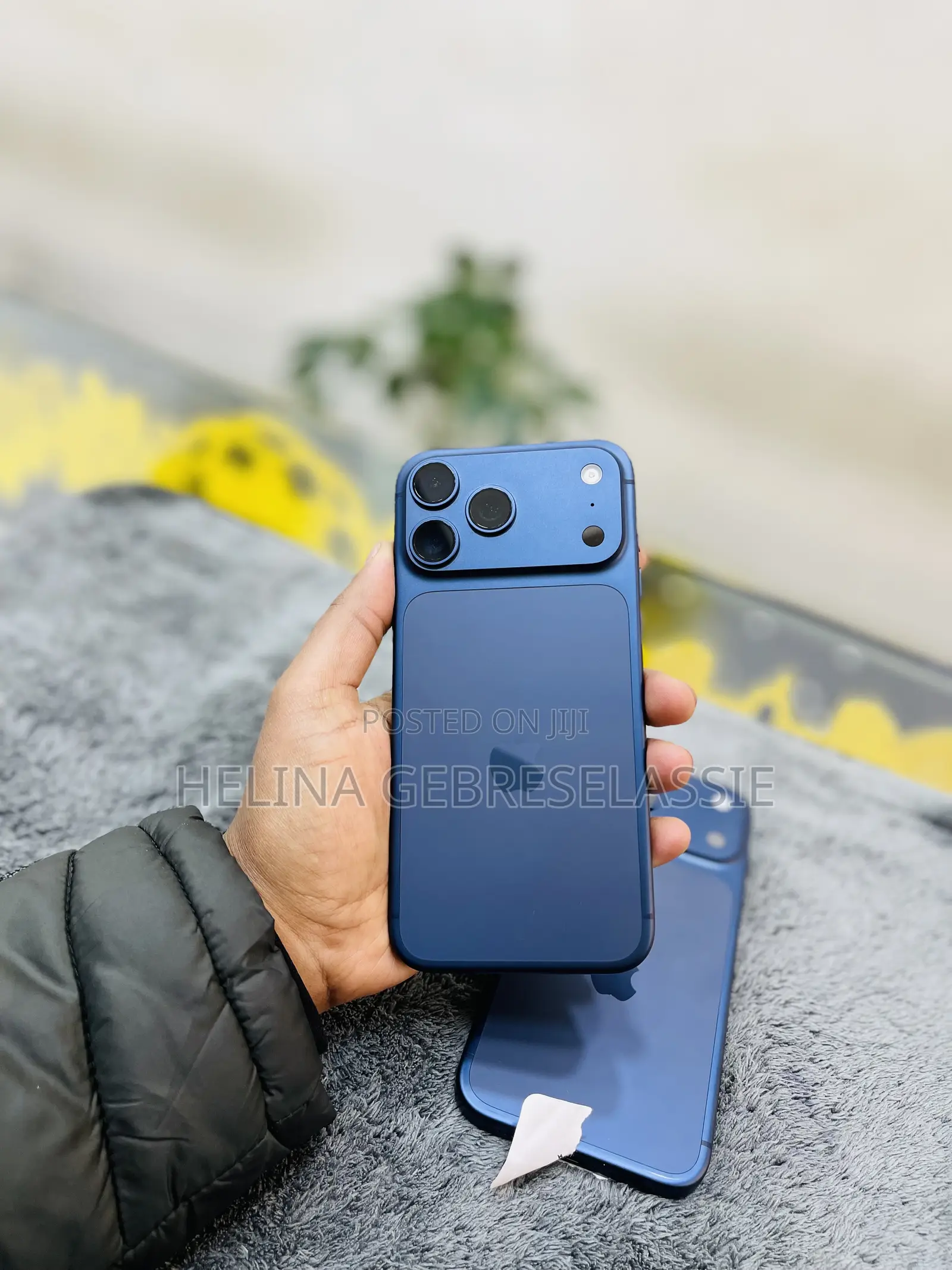 New Apple iPhone 17 Pro Max 256 GB Blue