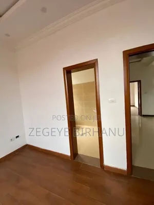3bdrm Apartment in Yeka for sale