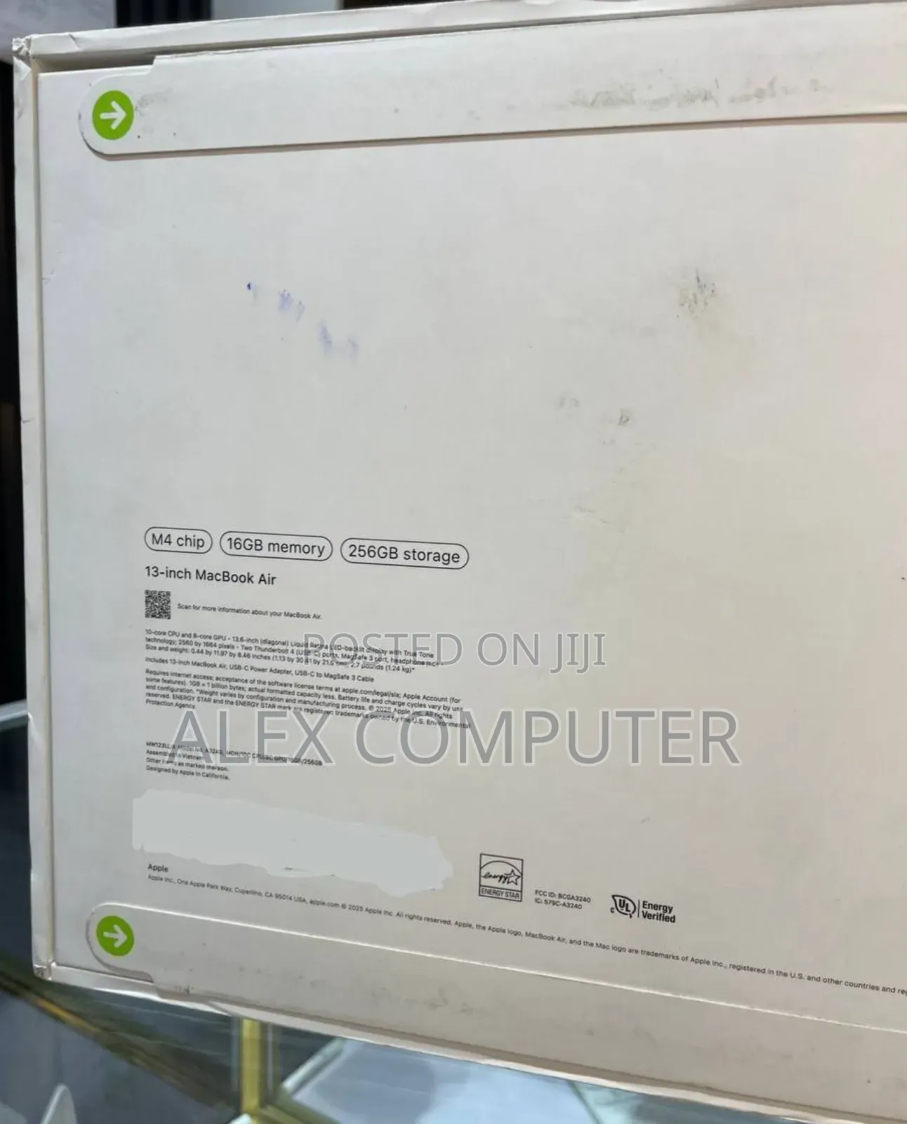 New Laptop Apple MacBook Air 2025 M4 13-Inch 16GB Apple M4 SSD 256GB