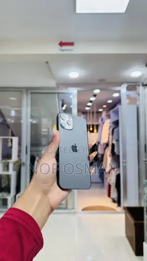 Photo - Apple iPhone 12 Pro 256 GB Black