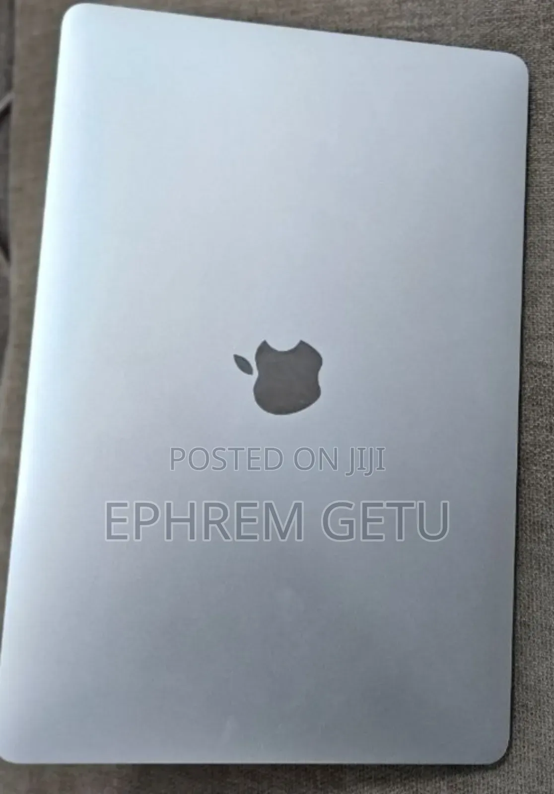 New Laptop Apple MacBook 2020 8GB Intel Core I5 SSD 256GB