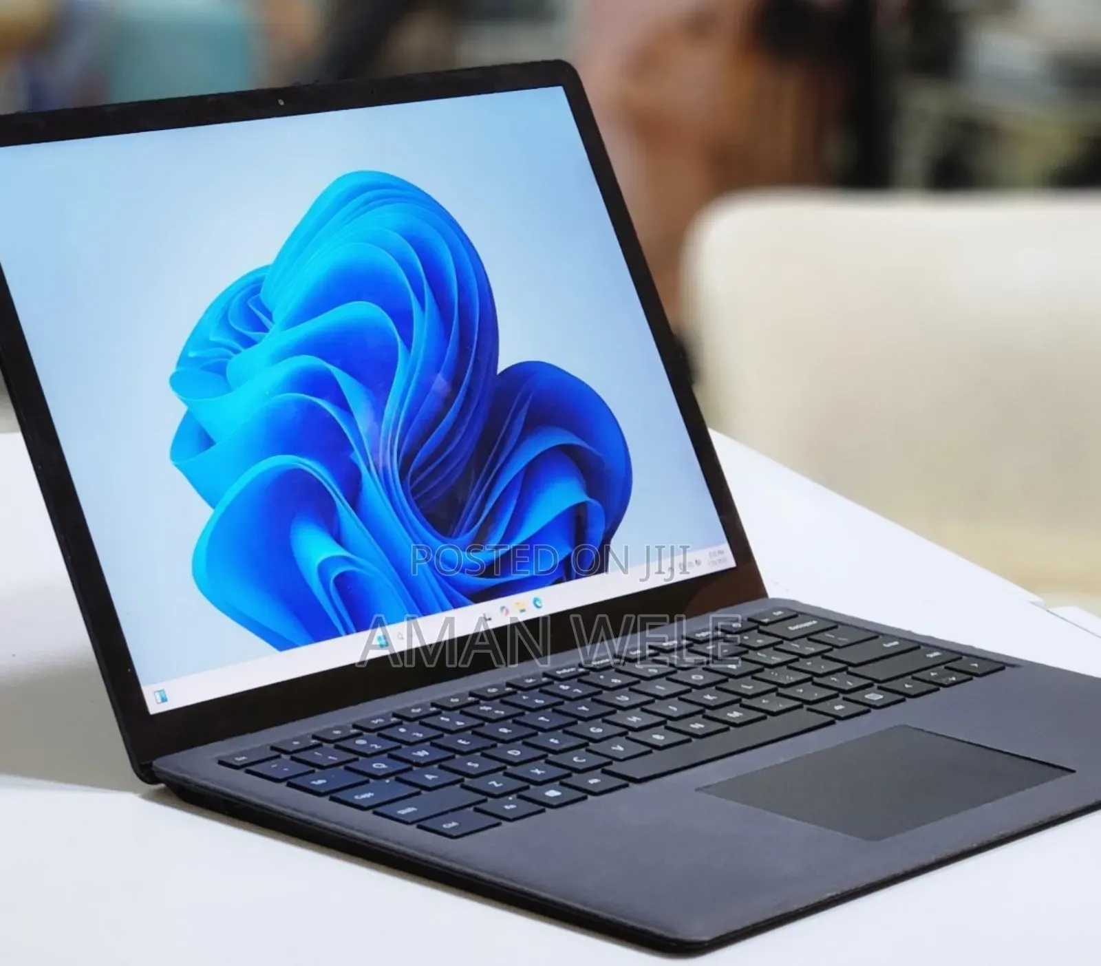 New Laptop Microsoft Surface 16GB Intel Core I7 SSD 512GB