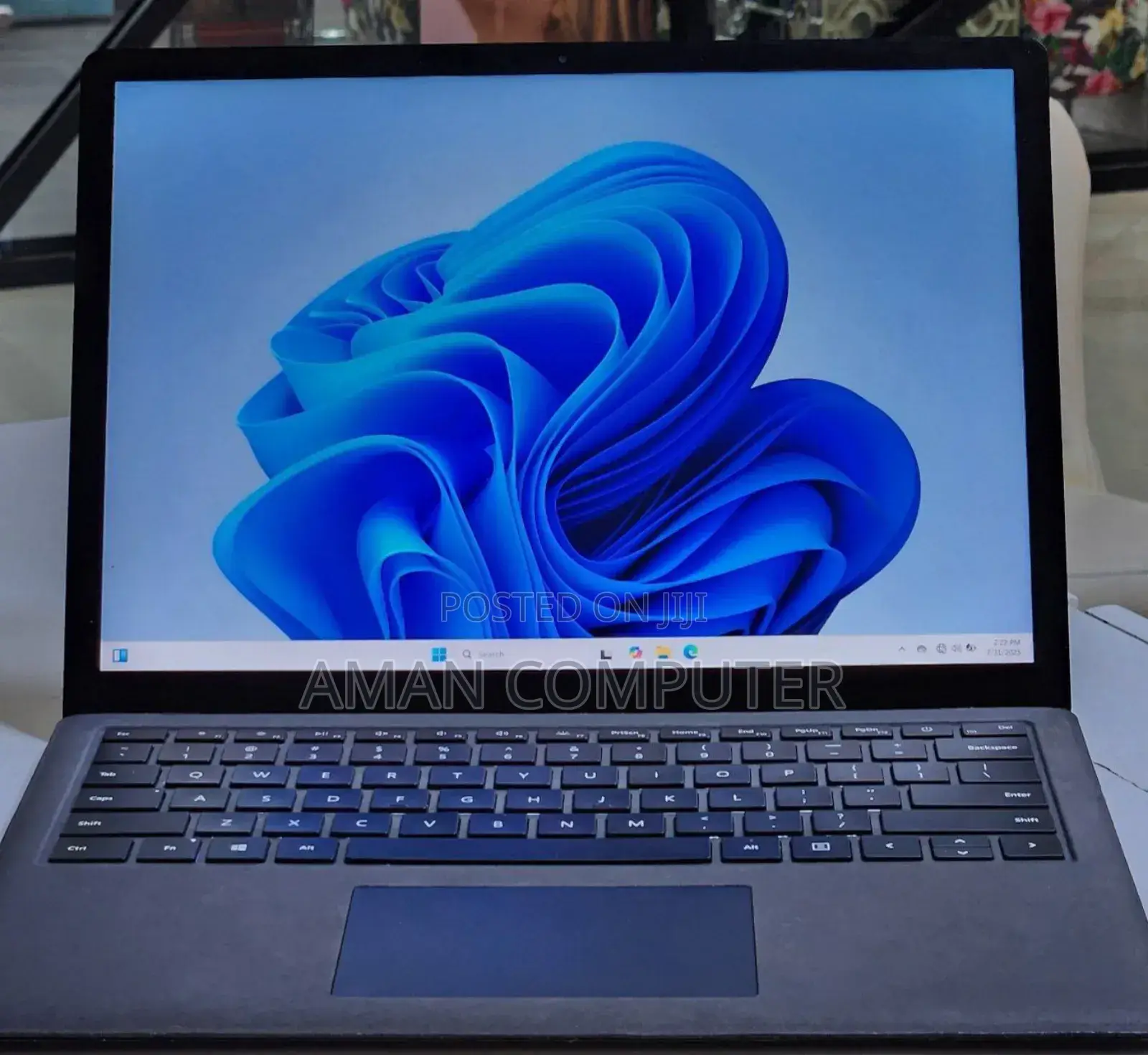 New Laptop Microsoft Surface 16GB Intel Core I7 SSD 512GB