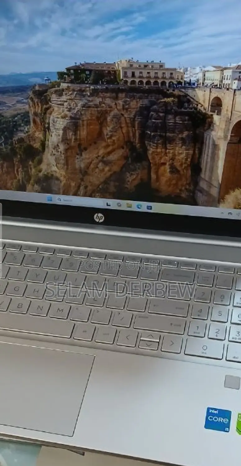 New Laptop HP Pavilion 15 16GB Intel Core I5 SSD 512GB