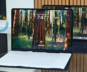 New Laptop Apple MacBook Air 2025 M4 13-Inch 16GB Apple M4 SSD 256GB