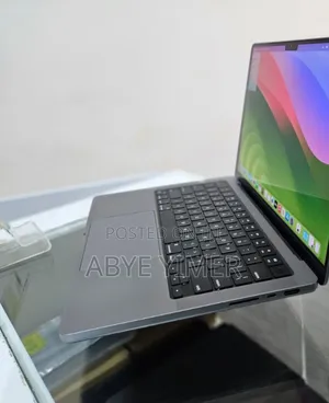 New Laptop Apple MacBook Pro M1 16GB Apple M1 SSD 512GB