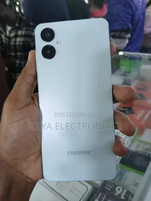 New Samsung Galaxy A06 128 GB Black