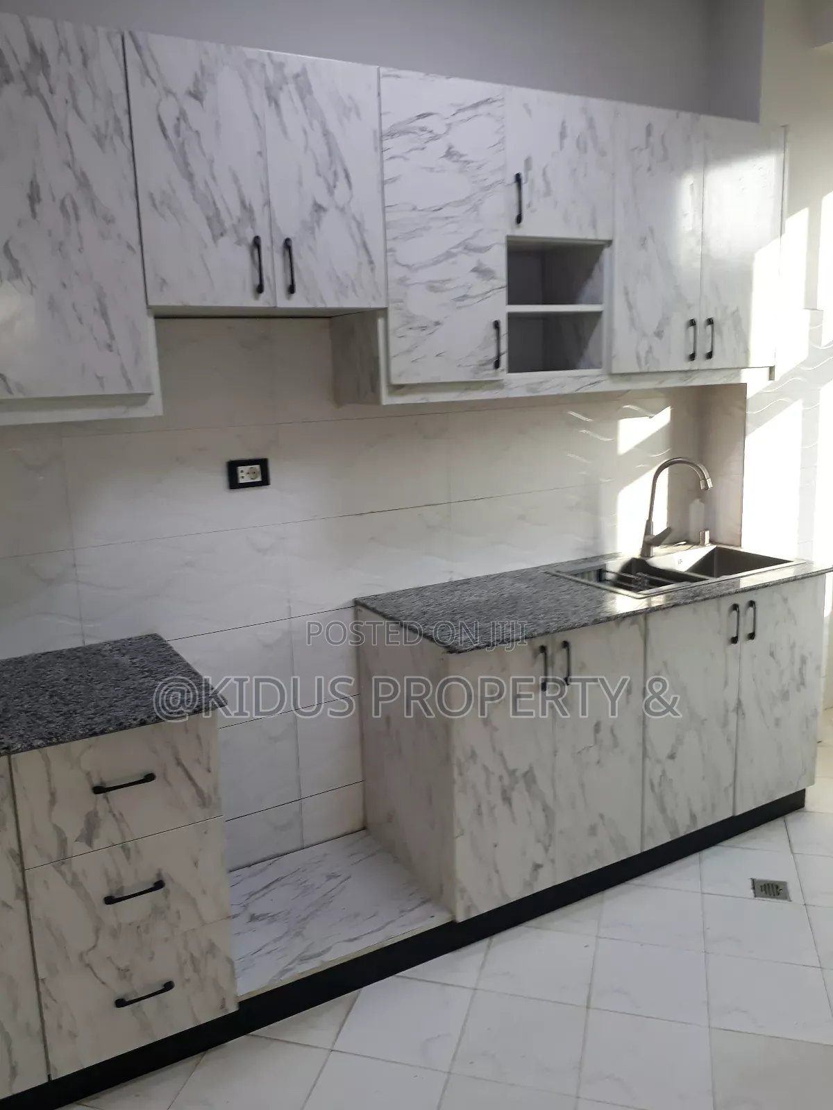 3bdrm Apartment in Lebu, Nifas Silk-Lafto for rent