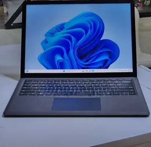 New Laptop Microsoft Surface 16GB Intel Core I7 SSD 512GB