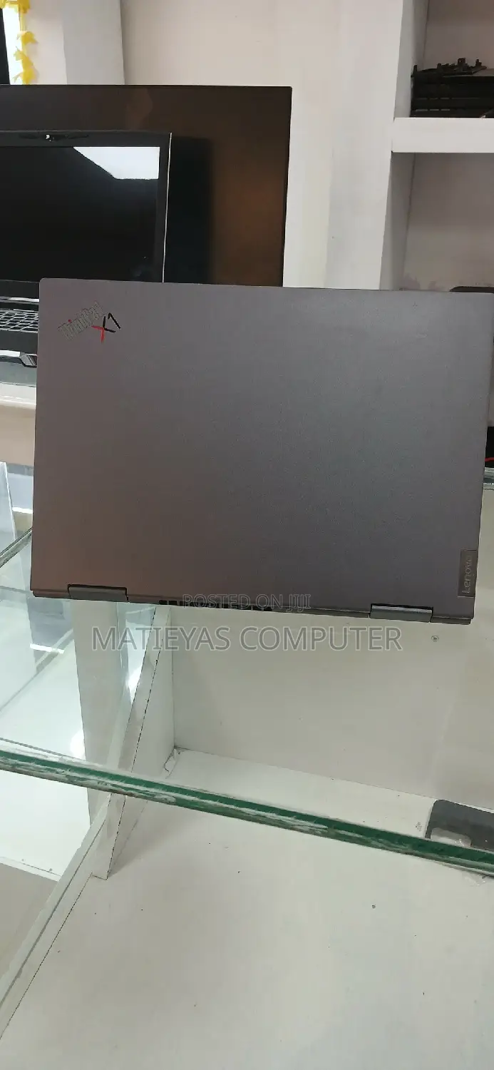 New Laptop Lenovo Thinkpad X1 Yoga 32GB Intel Core I7 SSD 512GB