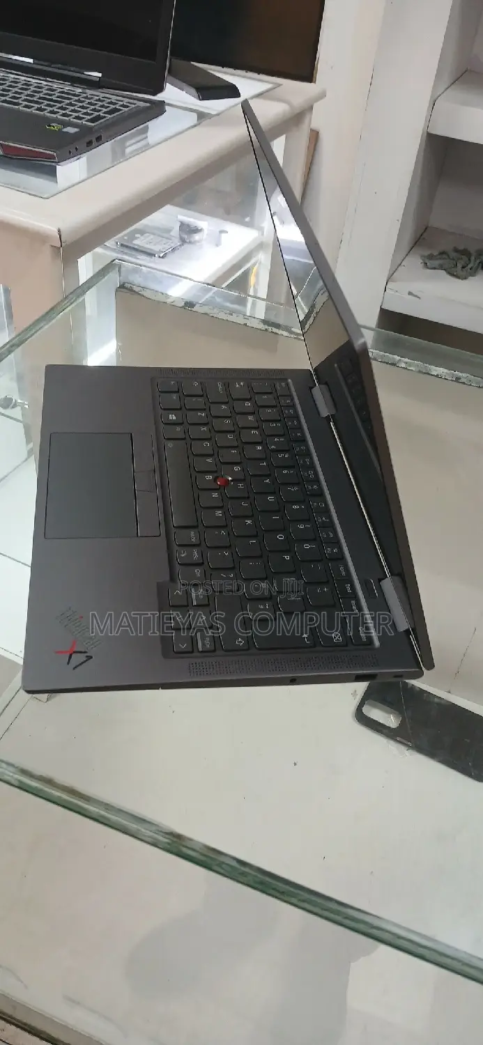 New Laptop Lenovo Thinkpad X1 Yoga 32GB Intel Core I7 SSD 512GB