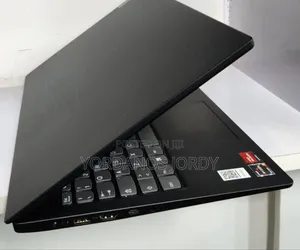 New Laptop Lenovo V15 8GB AMD Ryzen 3 SSD 256GB