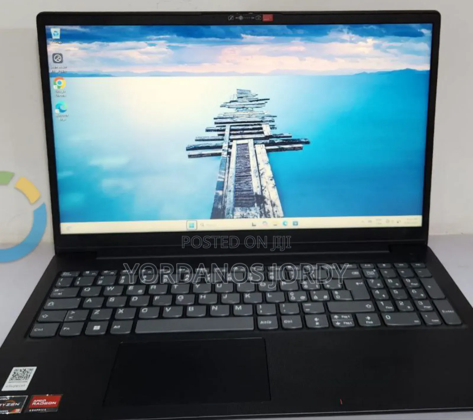 New Laptop Lenovo V15 8GB AMD Ryzen 3 SSD 256GB