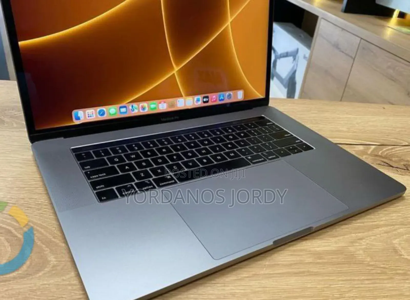 New Laptop Apple MacBook Pro 2017 16GB Intel Core I7 SSD 1T